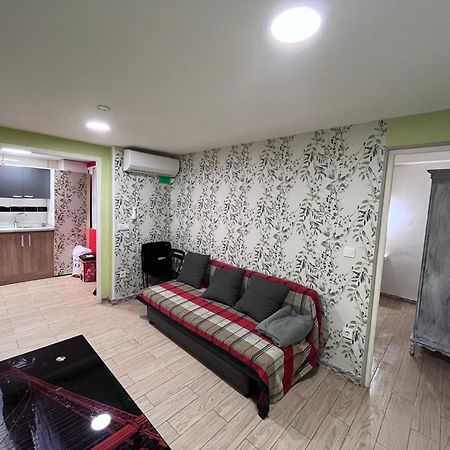 4 APTOS FULLY EQUIPPED STUDIOs NEARLY CENTER Elche Exterior foto