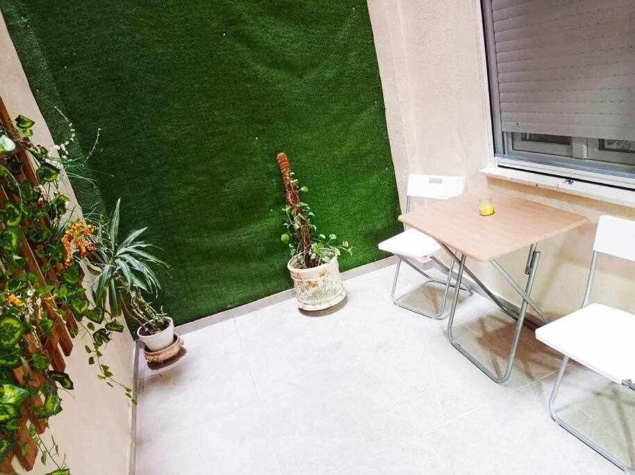 4 APTOS FULLY EQUIPPED STUDIOs NEARLY CENTER Elche Exterior foto